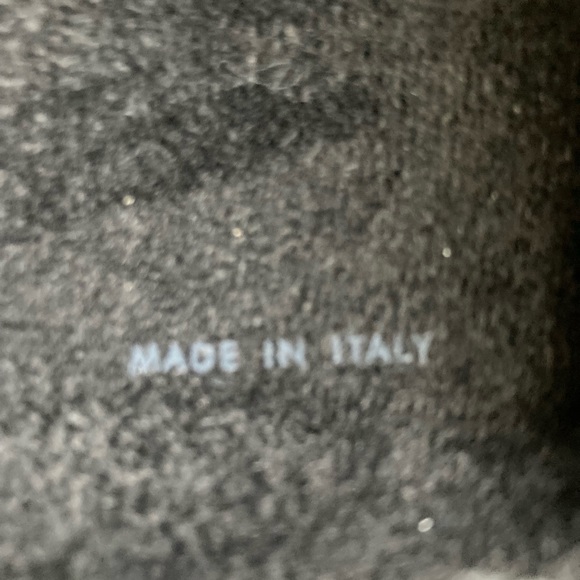 Chanel Classic Quilted Sunglasses Case - Picture 5 of 6